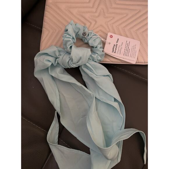 Lululemon Uplifting Scrunchie Hair Tie Long Bow Flow Green Blue - Picture 2 of 4